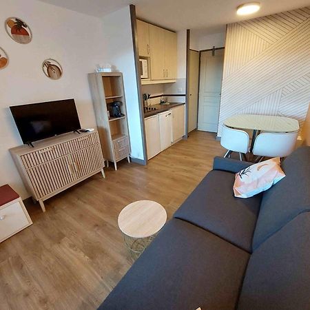 Cap Esterel Appartement Climatise Dans Le Centre Du Village Vacances Drammont Dış mekan fotoğraf