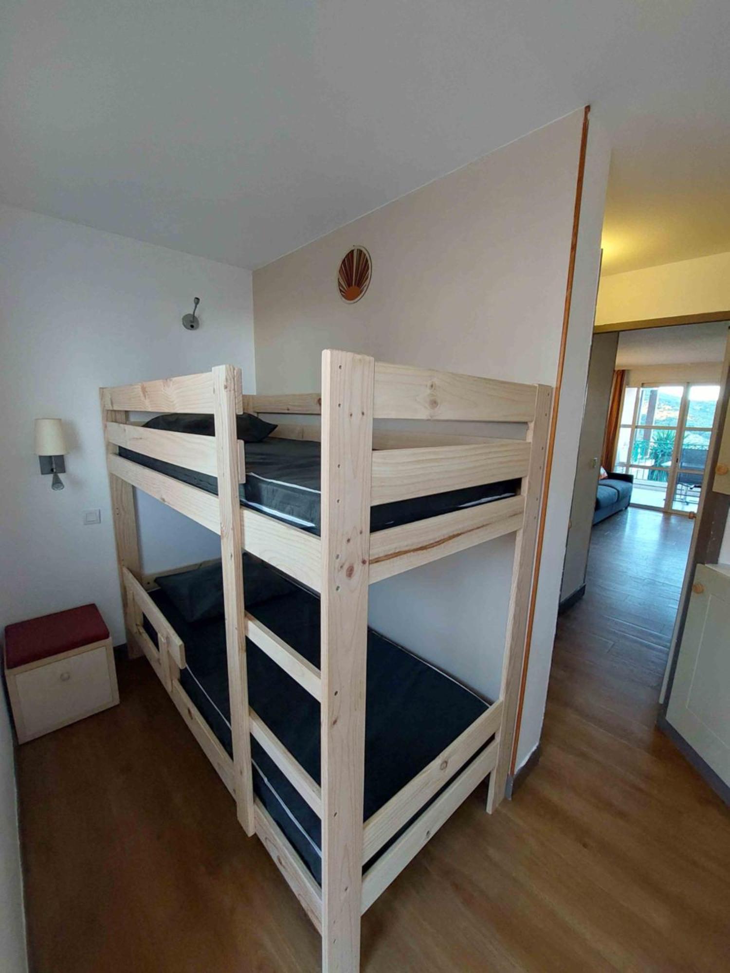 Cap Esterel Appartement Climatise Dans Le Centre Du Village Vacances Drammont Dış mekan fotoğraf