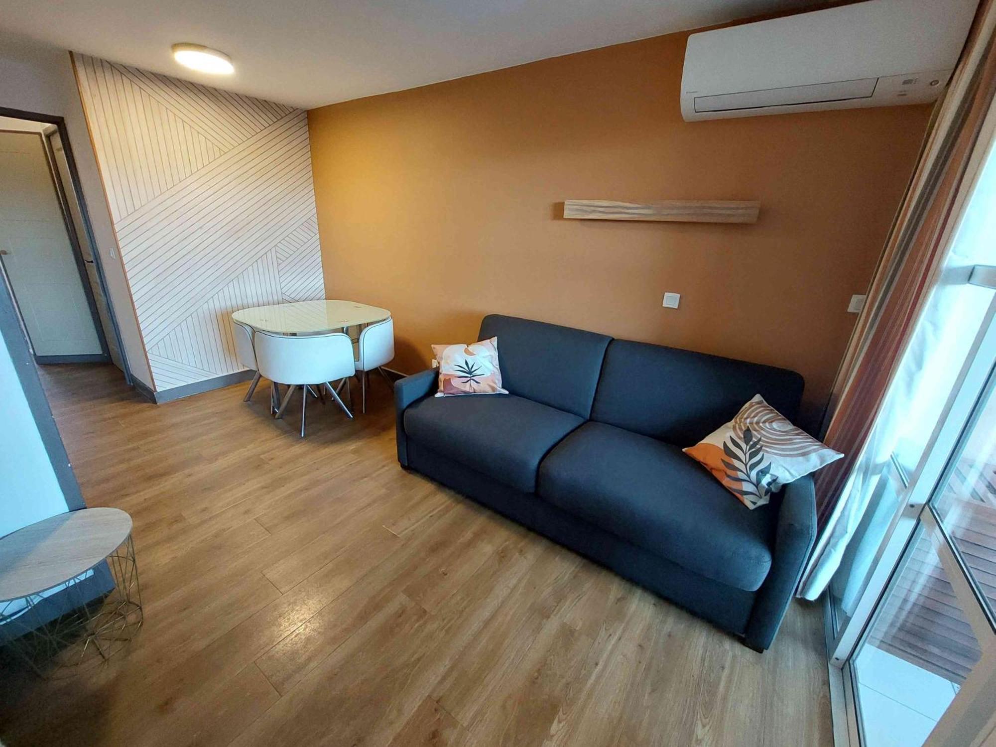 Cap Esterel Appartement Climatise Dans Le Centre Du Village Vacances Drammont Dış mekan fotoğraf