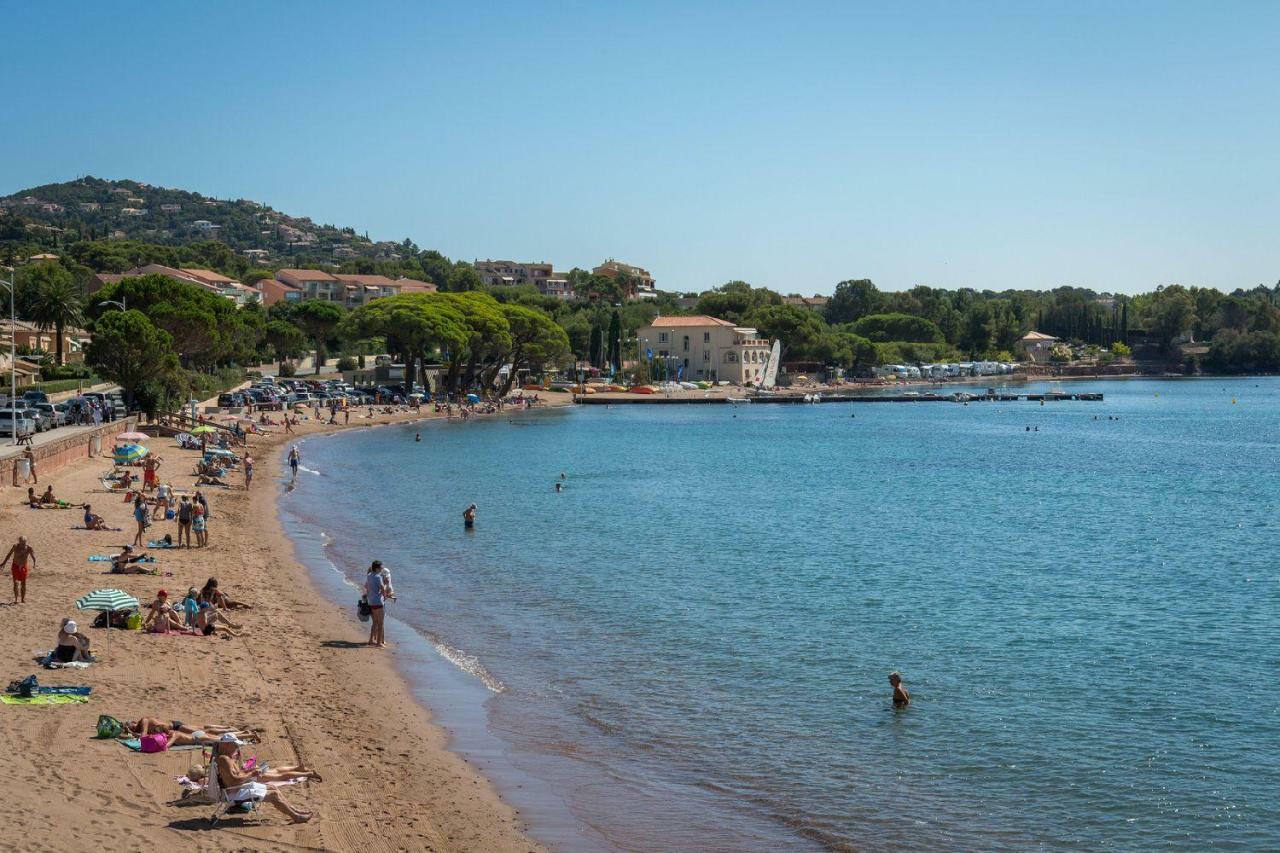 Cap Esterel Appartement Climatise Dans Le Centre Du Village Vacances Drammont Dış mekan fotoğraf